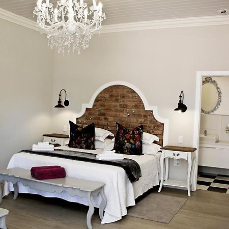 French Karoo Guesthouse Beaufort West Ngoại thất bức ảnh