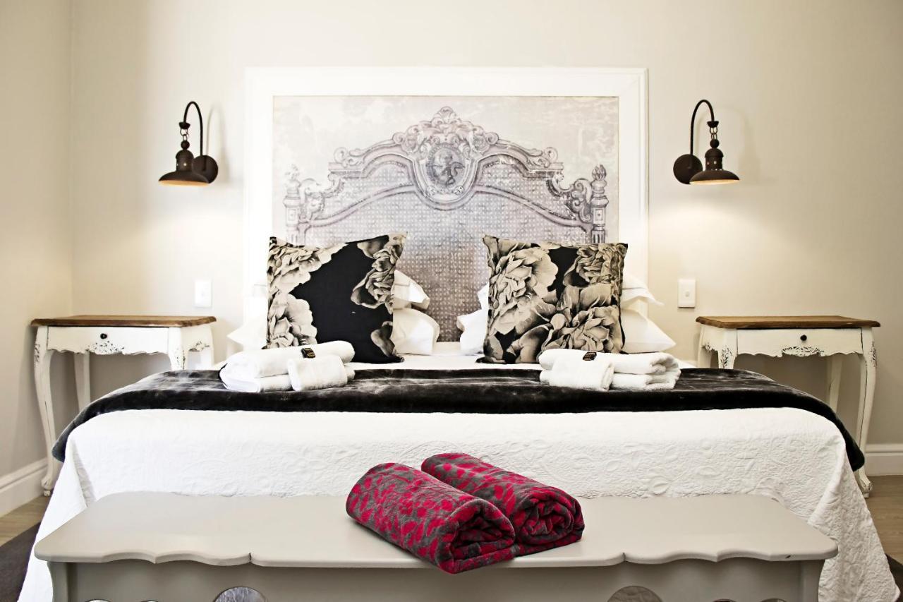 French Karoo Guesthouse Beaufort West Ngoại thất bức ảnh