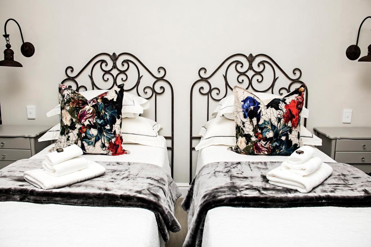 French Karoo Guesthouse Beaufort West Ngoại thất bức ảnh