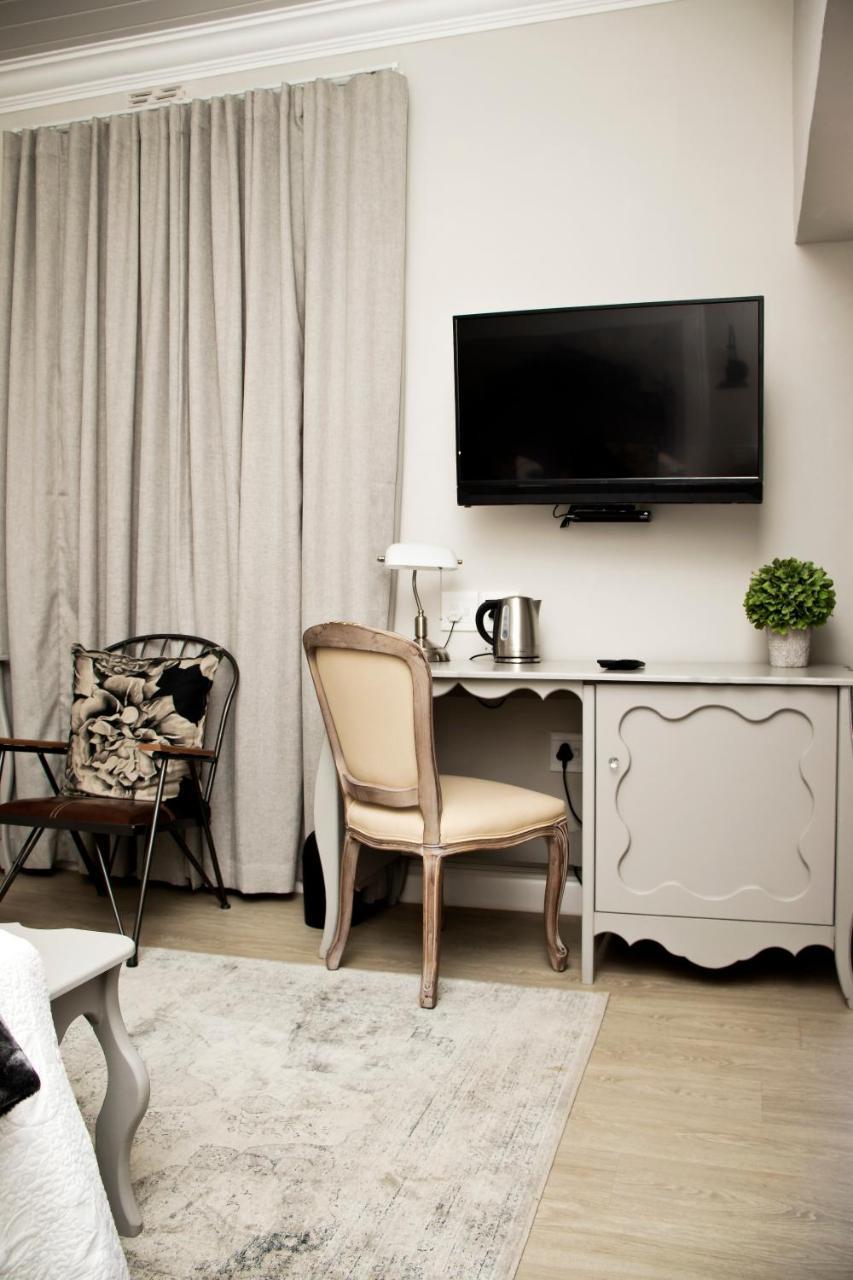 French Karoo Guesthouse Beaufort West Ngoại thất bức ảnh