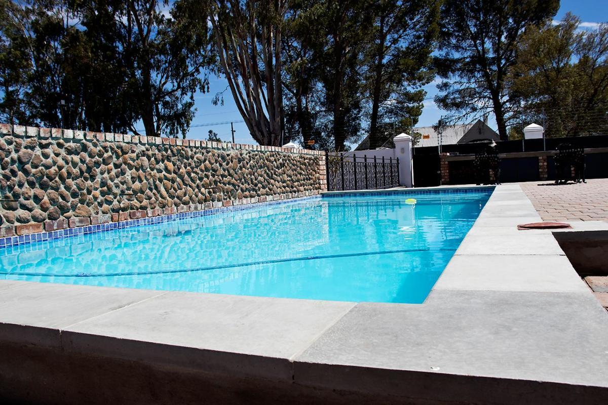French Karoo Guesthouse Beaufort West Ngoại thất bức ảnh