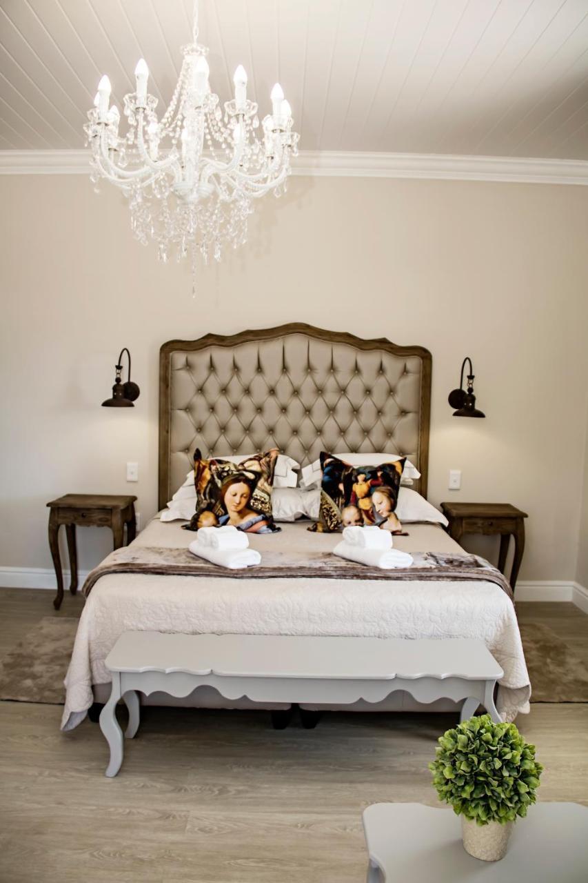 French Karoo Guesthouse Beaufort West Ngoại thất bức ảnh